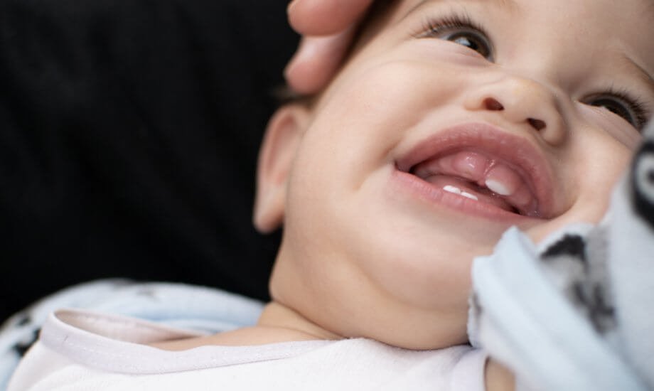 Teething Problems in Babies: Tips from a Dental Surgeon in Newtown
